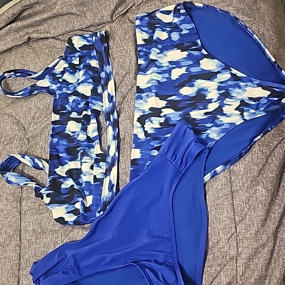 Time and Tru Women's Swimsuit Bundle (3 pieces)